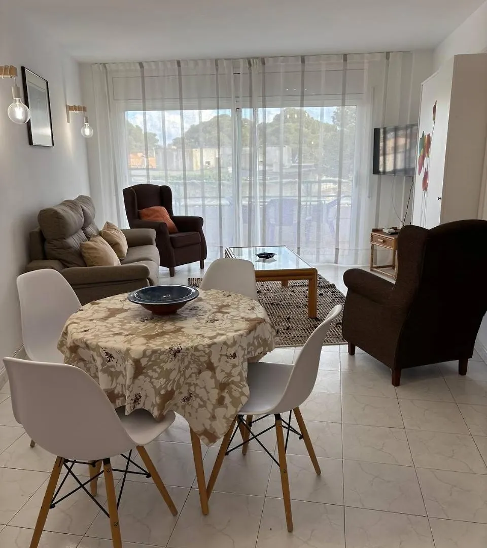 Apartaments Plus Costa Brava Apartment L'Estartit 0*,